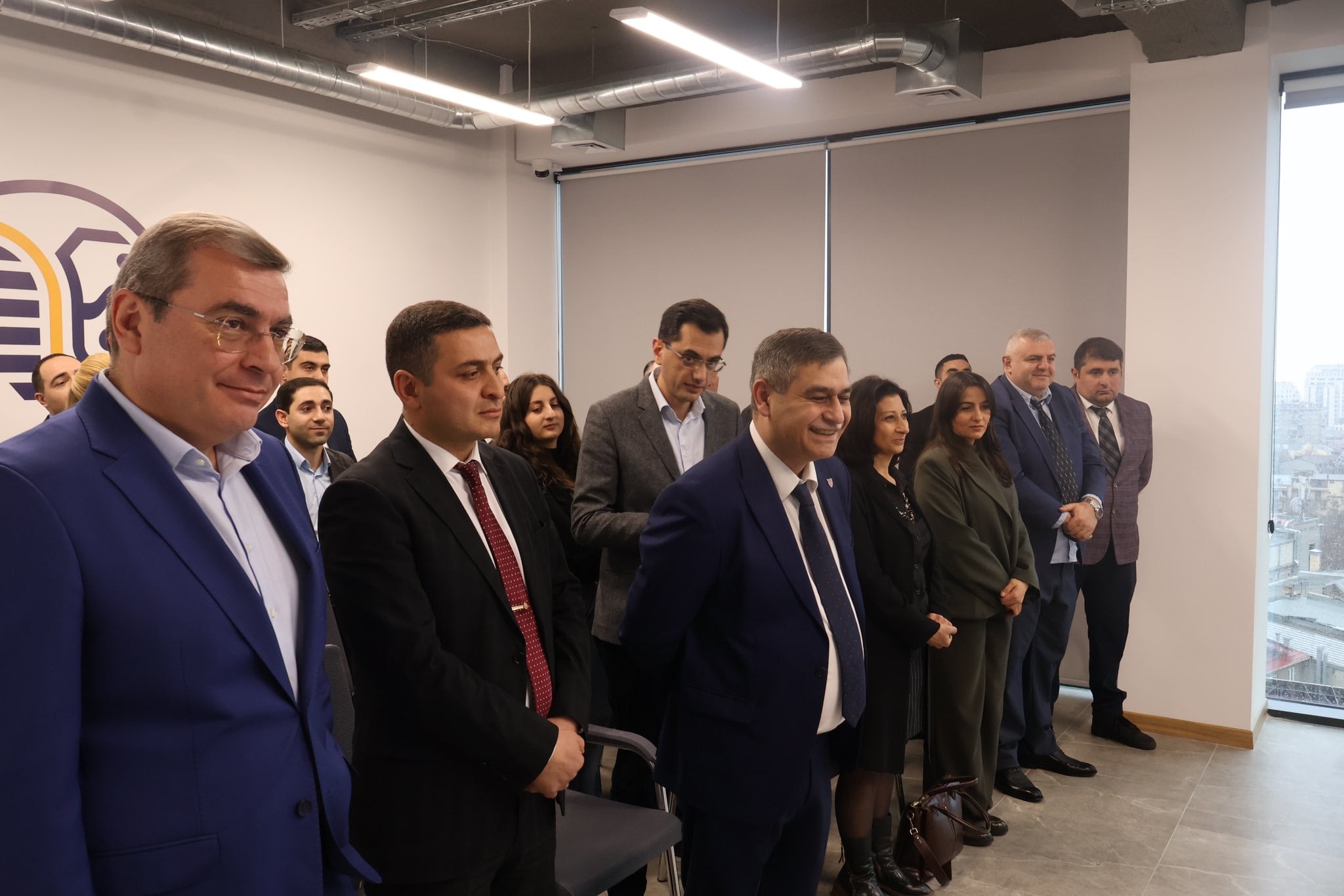 644740489_804248539368320_6044887107342314295_n.jpg (245 KB)